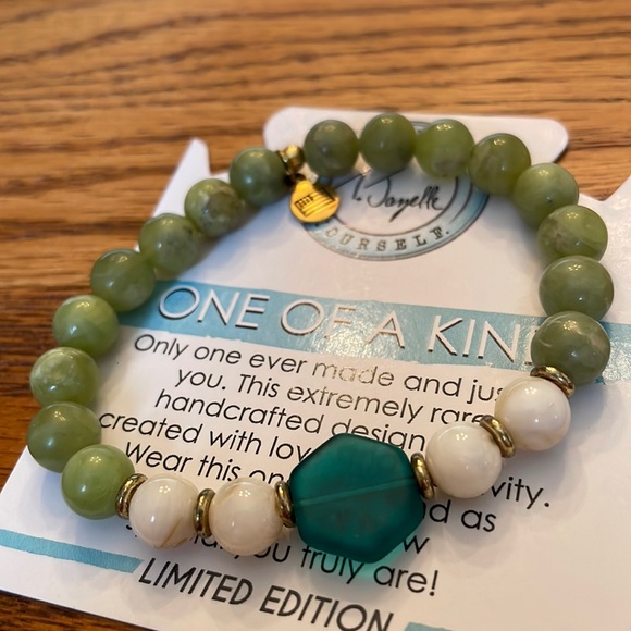 T Jazelle limited edition - Picture 1 of 3